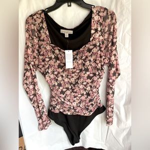 12‎ thompson bodysuit top Xlarge new